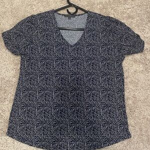 Adrianna Papell Navy and White Short Sleeve Top